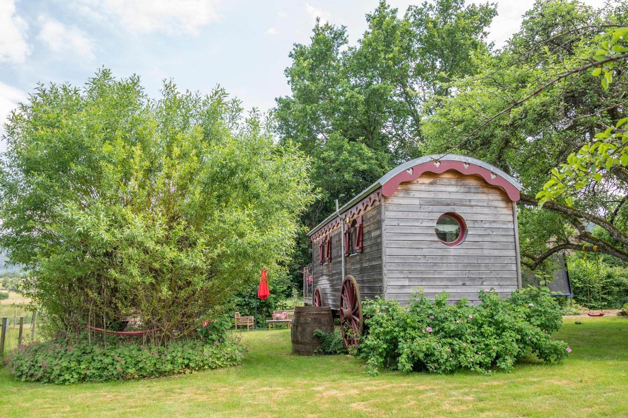 Roulotte Le Temps De Rever Bed and Breakfast Saint-Michel-sur-Meurthe Eksteriør billede